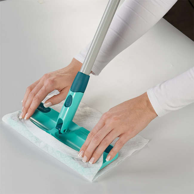 Easy-Click Clean & Away Dust Wiper Set