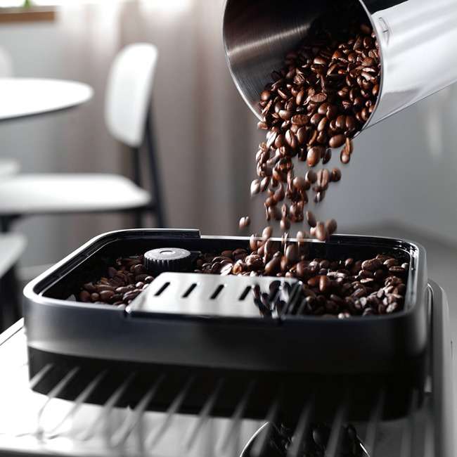 Magnifica Evo Bean-to-Cup Coffee Machine With Integrated Milk System, ECAM290.61.B
