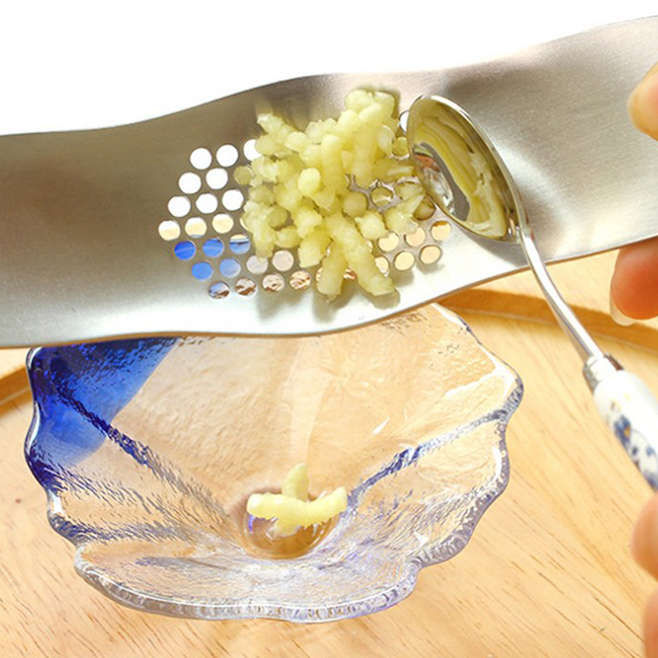 Garlic Rocker Crusher