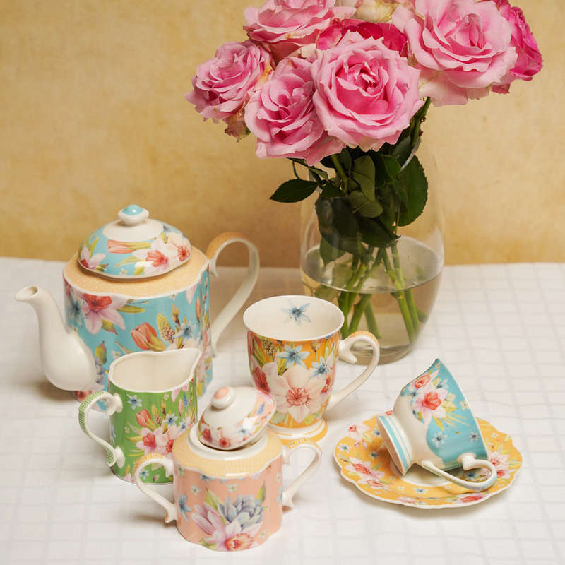 Jenna's Garden Footed Mug