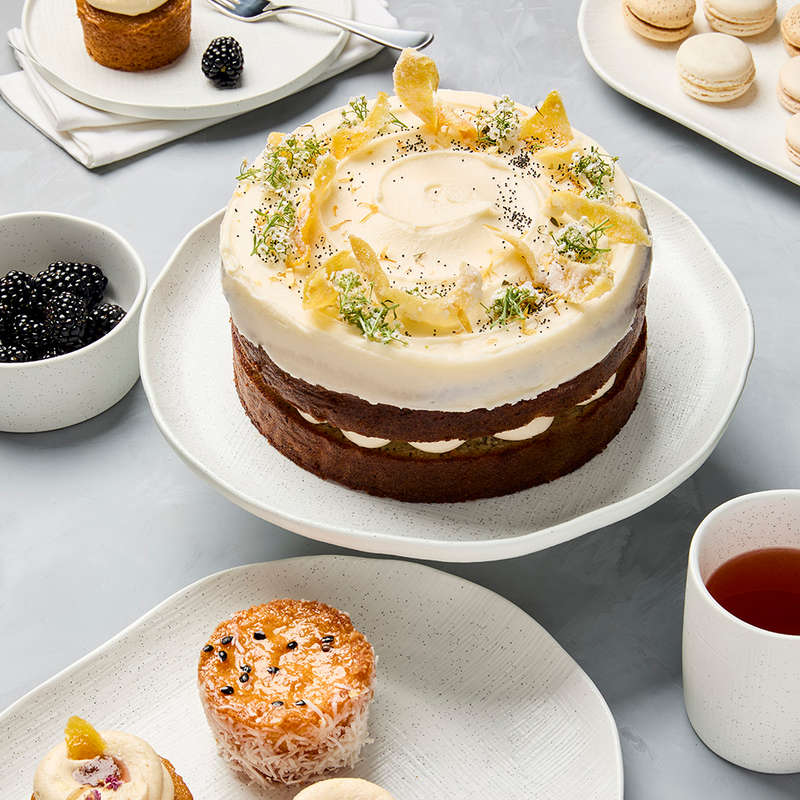 Onni Footed Cake Stand