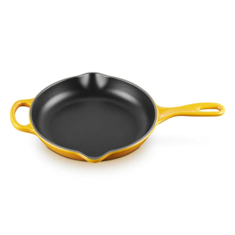 Signature Cast Iron Skillet, 23cm