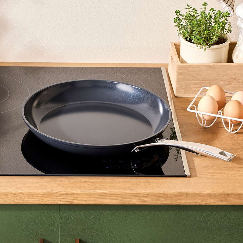 Essential Non-Stick Ceramic Frying Pan