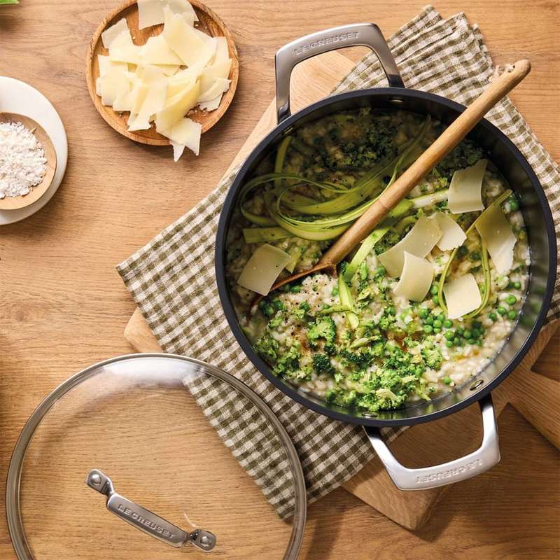 Essential Ceramic Non-Stick Casserole With Glass Lid, 20cm