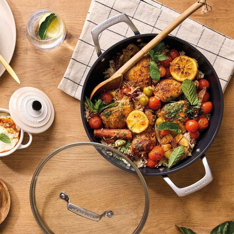 Essential Ceramic Non-Stick Casserole With Glass Lid, 20cm