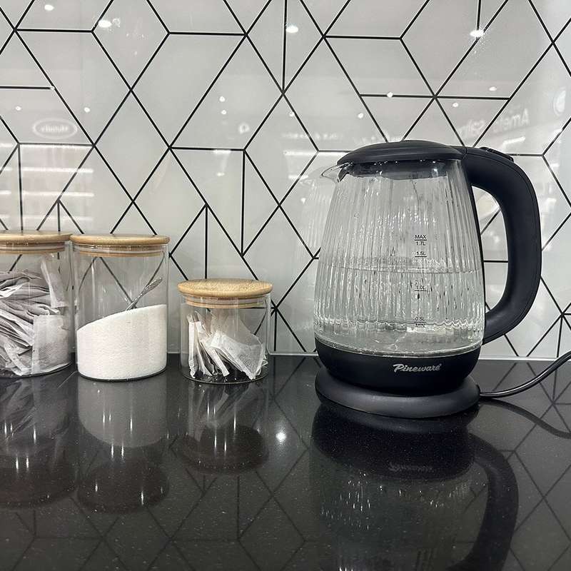 Cordless Ribbed Glass Kettle, 1.7L