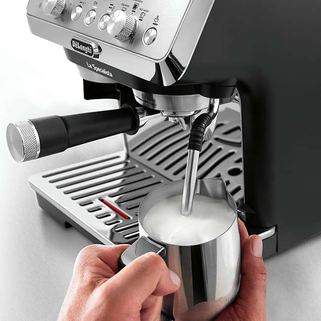 La Specialista Arte Pump Espresso Coffee Machine, EC9155.MB