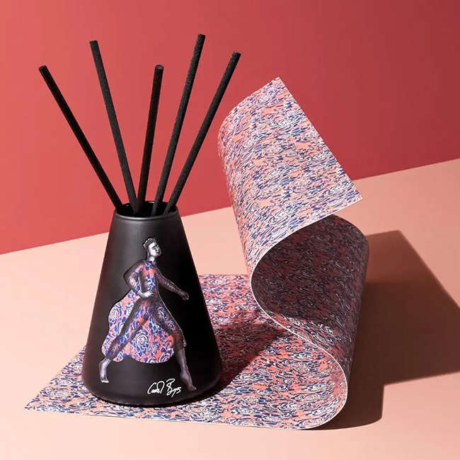 Room Diffuser, Step Ahead