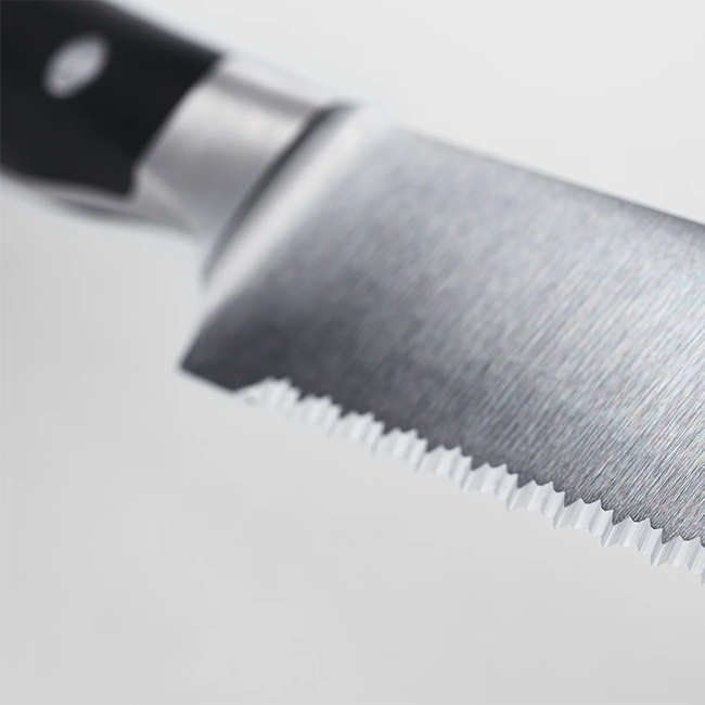 Classic Ikon Double Serrated Bread Knife, 23cm