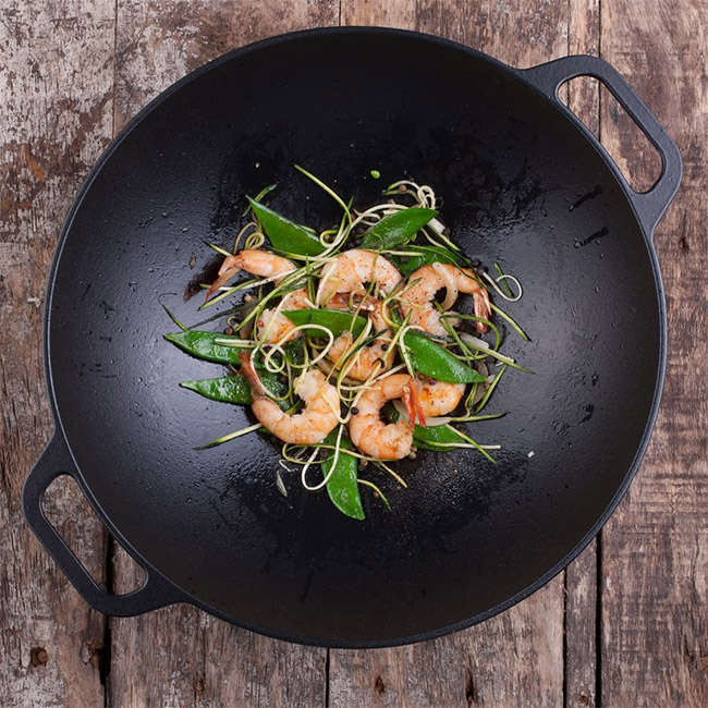 Seasoned Cast Iron Wok with Handles, 36cm