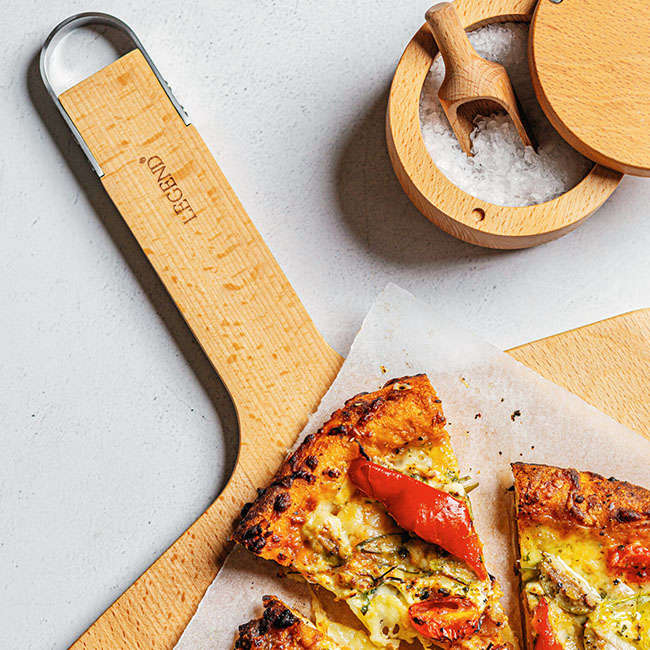 Premium Beechwood Pizza Board