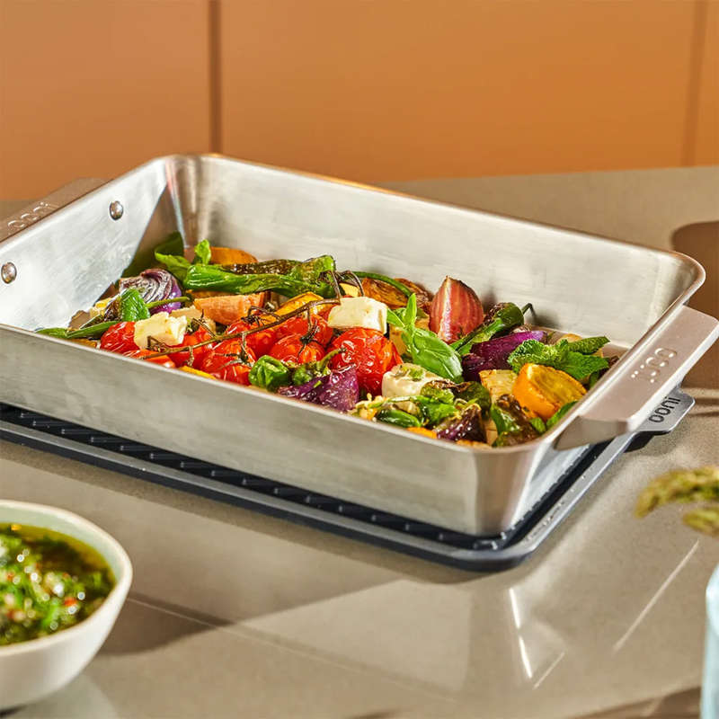 Stainless Steel Roasting Pan with Carving Board