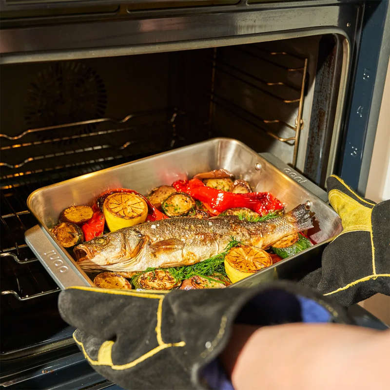Stainless Steel Roasting Pan with Carving Board