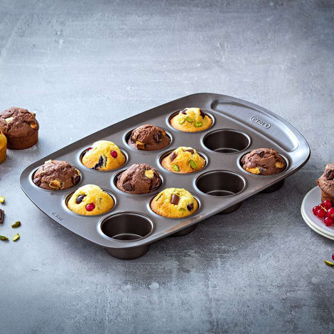 Asimetria 12 Cup Muffin Pan