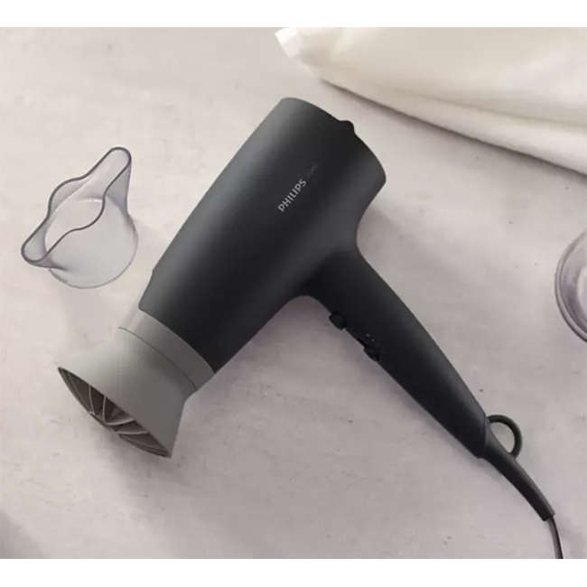 3000 Series Advanced Iconic Hair Dryer With ThermoProtect Attachment