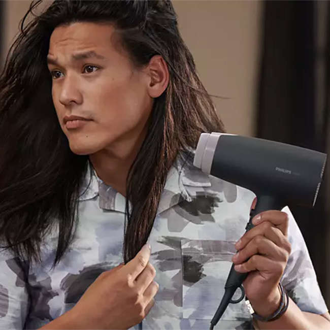 3000 Series Advanced Iconic Hair Dryer With ThermoProtect Attachment