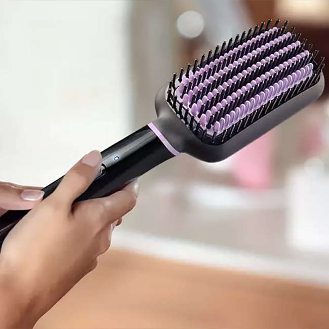 StyleCare Essential Heated Straightening Brush