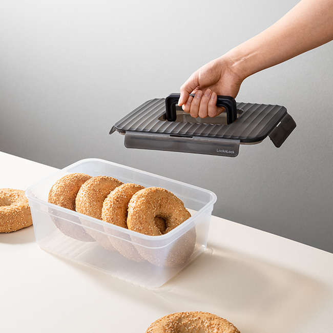 Wave Rectangular Storage Container With Handle, 3.5L