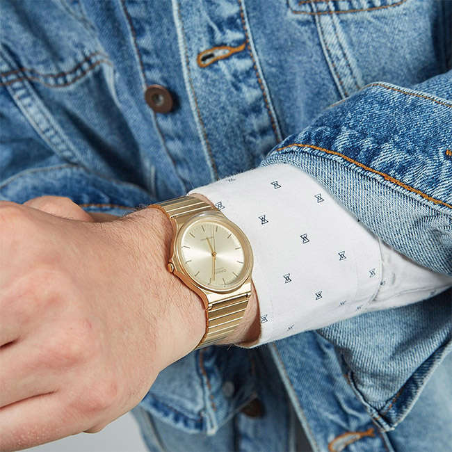 Standard Analogue Wrist Watch, MQ-24G-9EDF