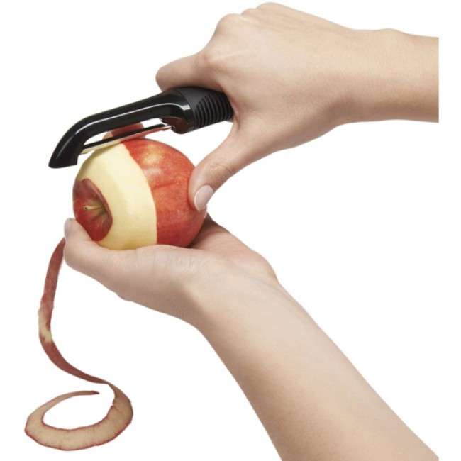 Good Grips Swivel Peeler
