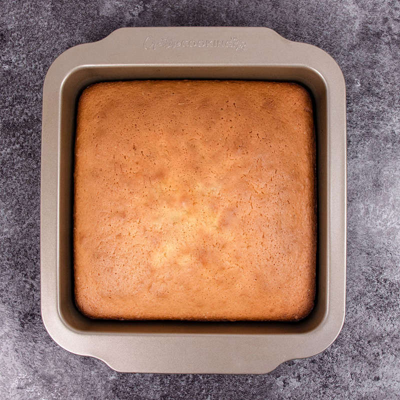 Non-Stick Square Cake Pan, 20cm