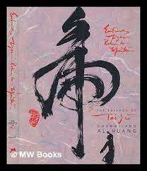 Embrace Tiger, Return To Mountain: The Essence Of Tai Ji - Huang, Chungliang Al