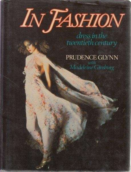 In Fashion (Hardcover) - Glynn, Prudence