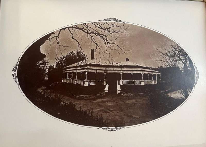Park Town 1892-1972 - A Social & Pictorial History (Slipcase) - Aron, Helen
