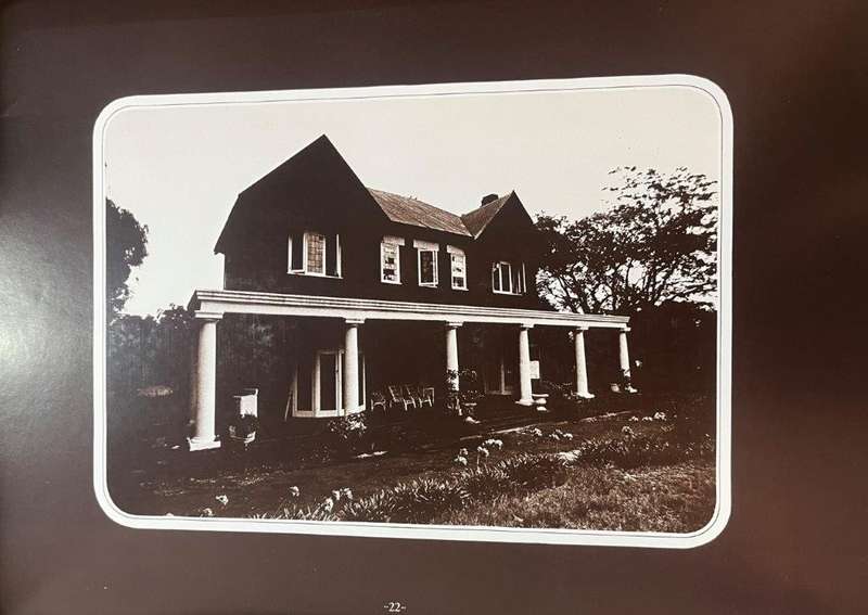 Park Town 1892-1972 - A Social & Pictorial History (Slipcase) - Aron, Helen