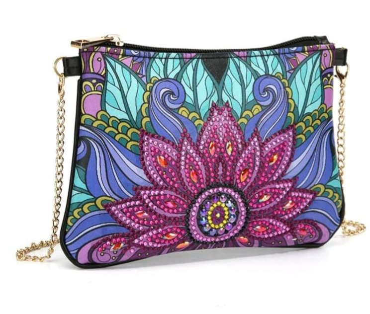 Diamond Dotting: Shoulder Bag