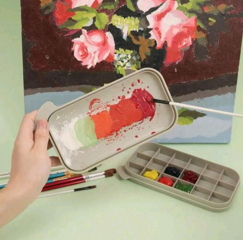 Green Portable Brush Washer