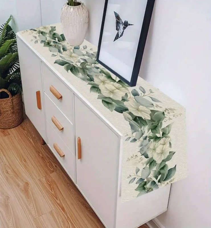 Table Runner - Eucalytus Leaves