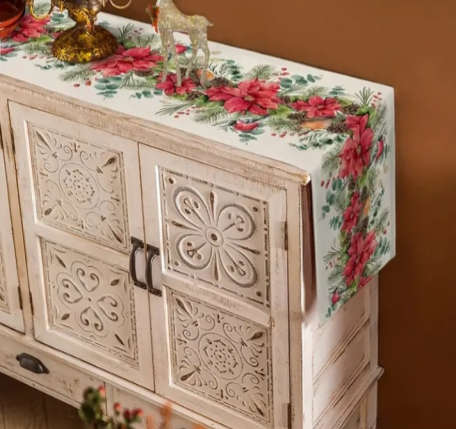 Table Runner - Christmas Holiday Theme