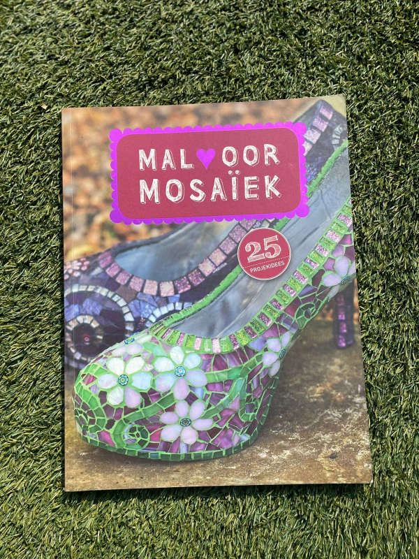 Second Hand Book - Mal Oor Mosaiek