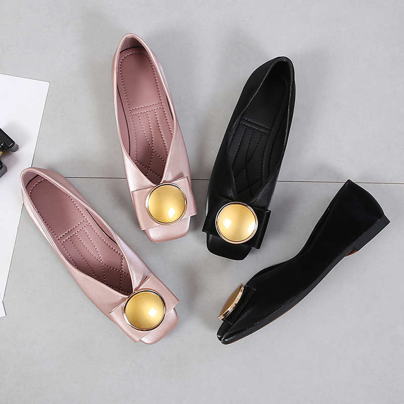 Metal toe flexible ballerina shoes