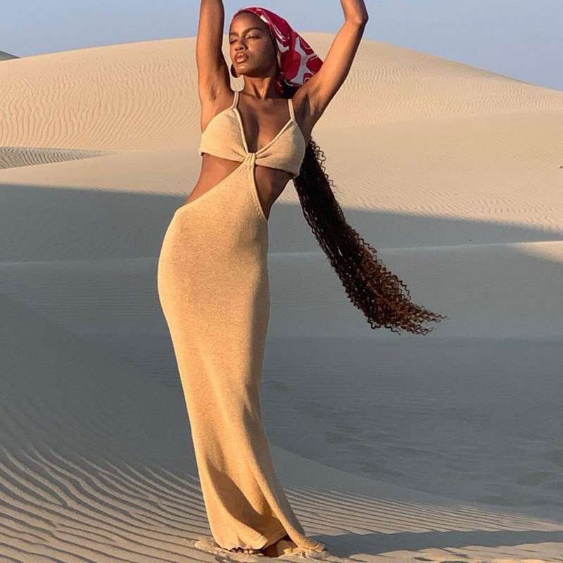 Pure charm knitted cut out halter neck backless sweater maxi dress