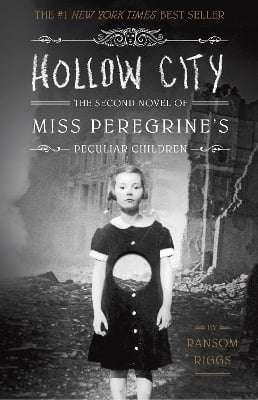 Miss Peregrine's Peculiar Children: Hollow City #2