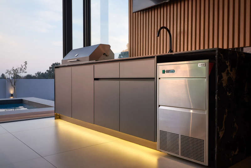 Snomaster SM-80 (80KG/24HOURS)
