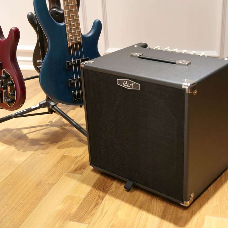 Cort CM150B 150-Watt Bass Guitar Amplifier