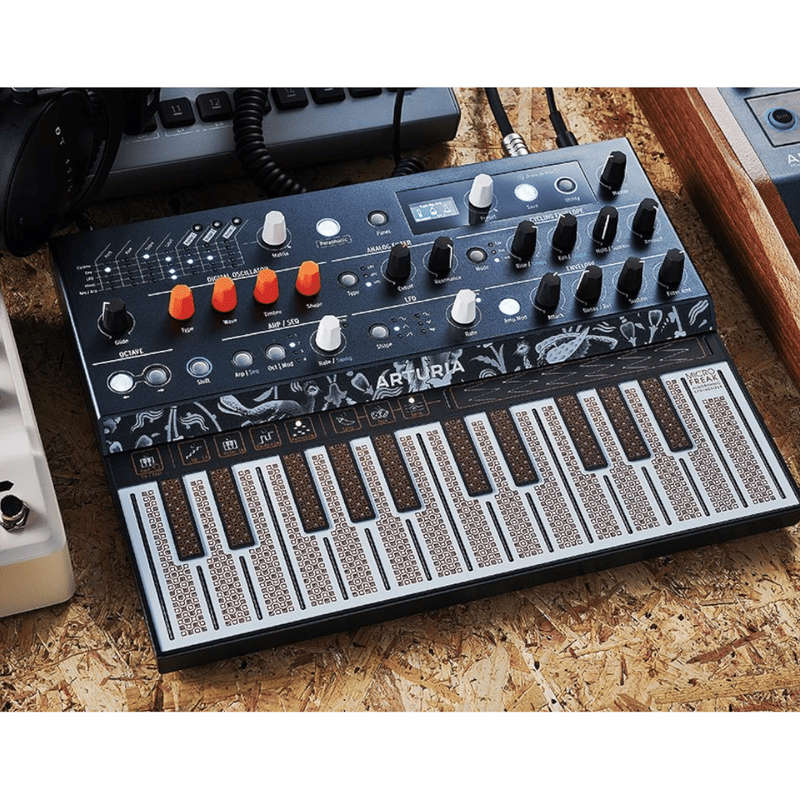 Arturia MicroFreak Hybrid Synthesizer