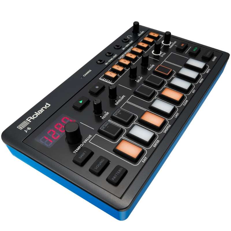 Roland AIRA Compact - J-6 Chord Synthesizer