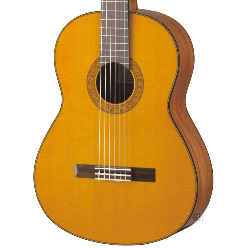 Yamaha CG142C Cedar Top Classical Guitar - Natural