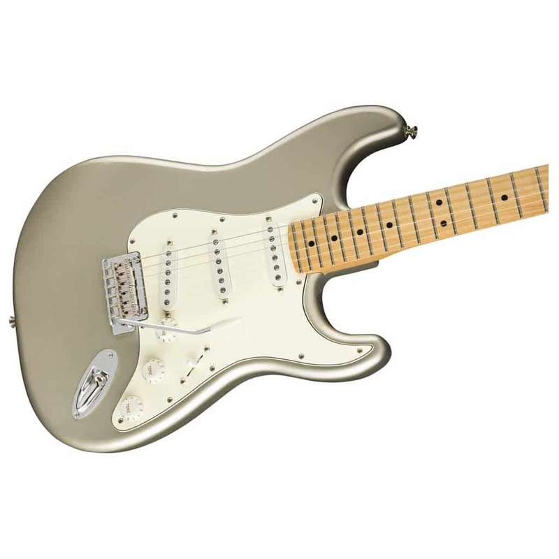 Fender Limited Edition Player Stratocaster® - Maple Fingerboard - Inca Silver