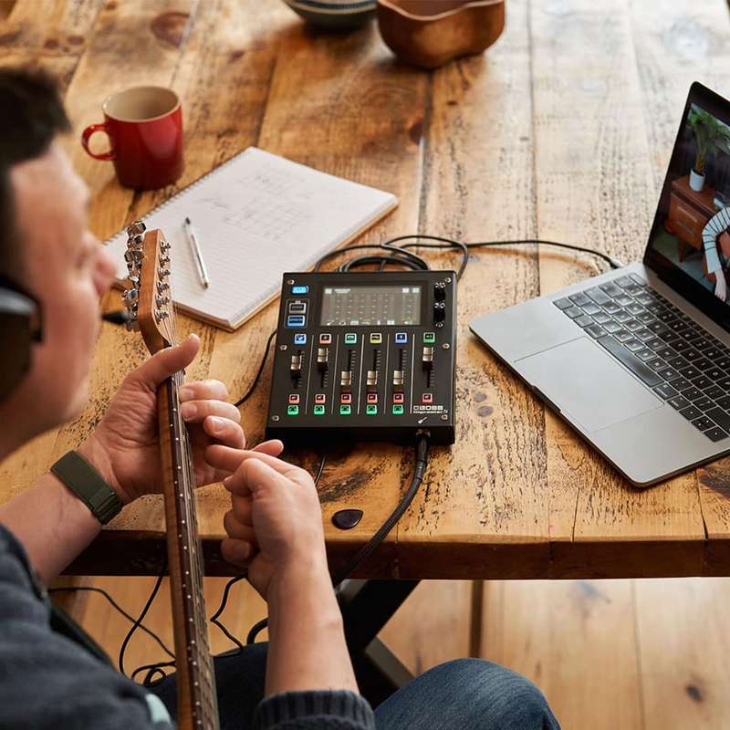 BOSS Gigcaster 5 Audio Streaming Mixer