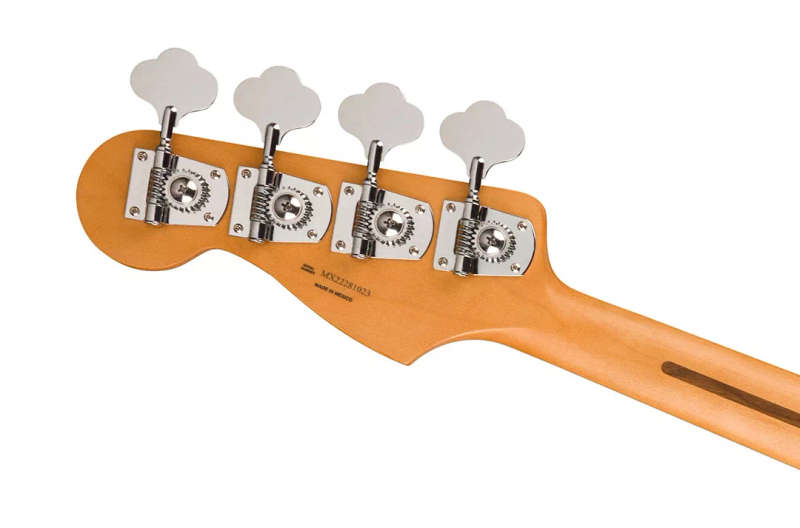 Fender Player Plus Jazz Bass®, Maple Fingerboard, Sienna Sunburst