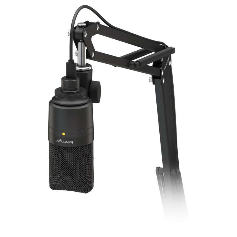 Behringer D3 Podcast Bundle
