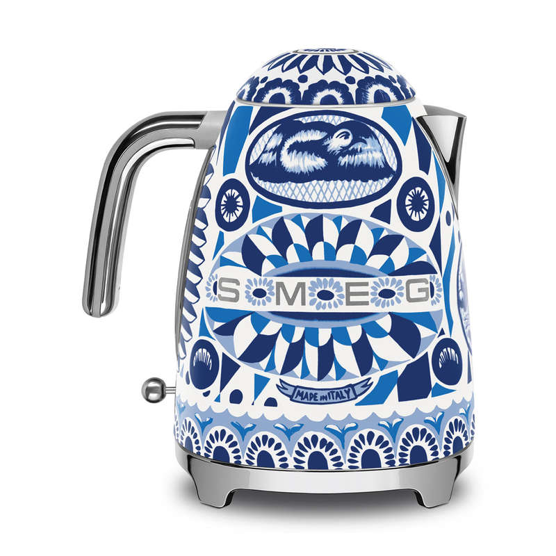 Smeg 1.7 L Kettle Dolce & Gabbana Blu Mediterraneo KLF03DGBEU