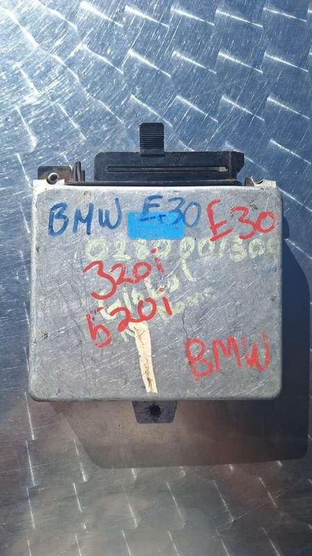 1989 BMW E30 320i ECU