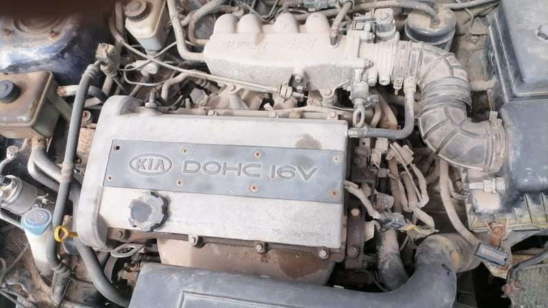 Kia Shuma Stripping For Parts