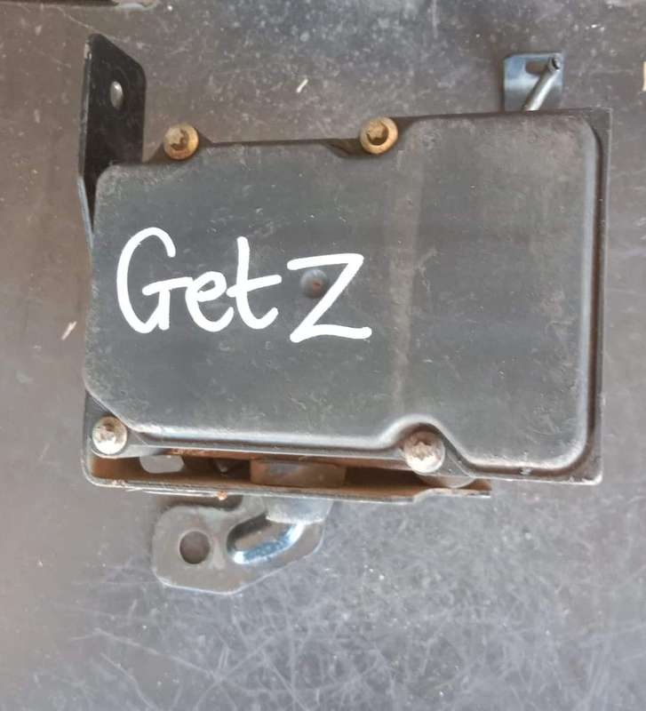 2006 Hyundai Getz ABS Pump - Used